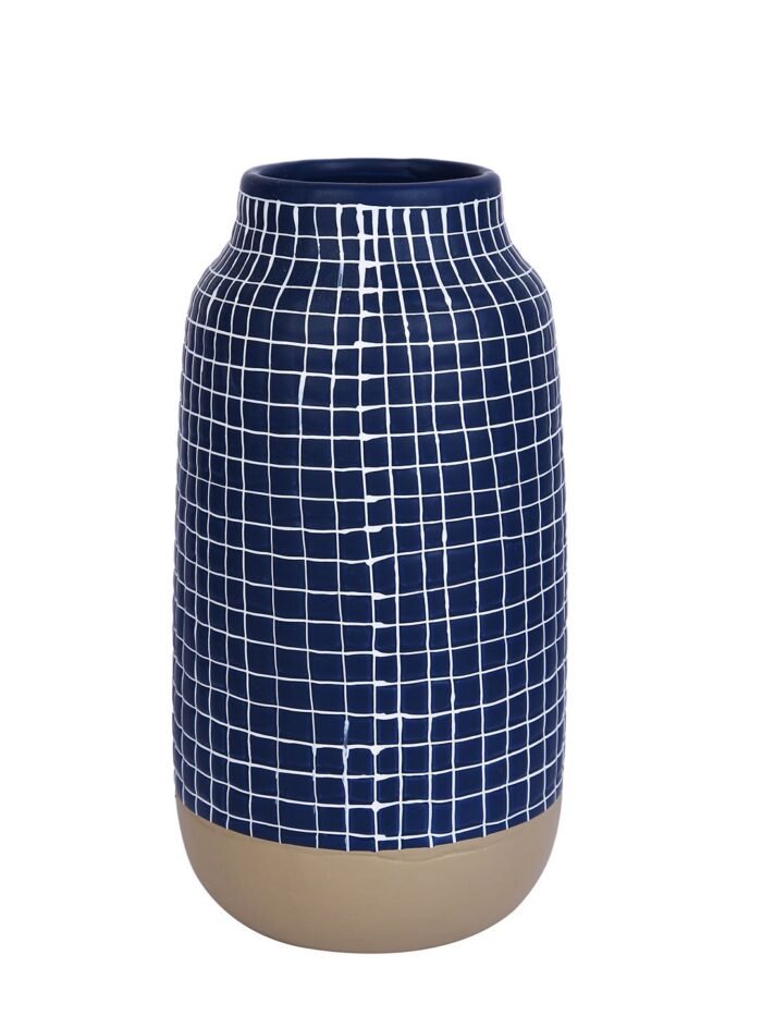MODERN BLUE AND WHITE GRID-DESIGNED CERAMIC FLOWER VASE - Image 4