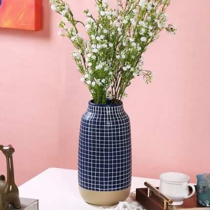 MODERN BLUE AND WHITE GRID-DESIGNED CERAMIC FLOWER VASE