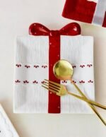 SET OF TWO CERAMIC GIFT PLATES - Image 5