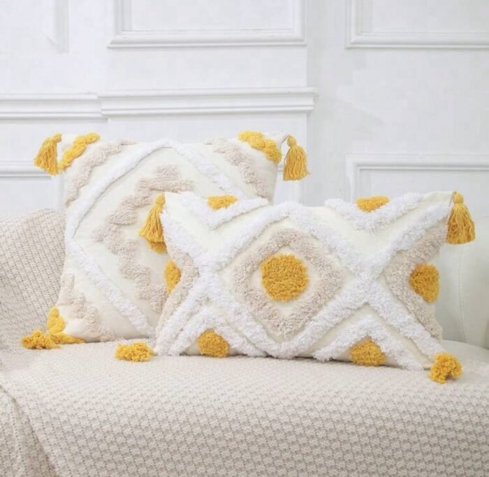SET OF TWO EMBROIDERED CUSHION COVER - Image 1