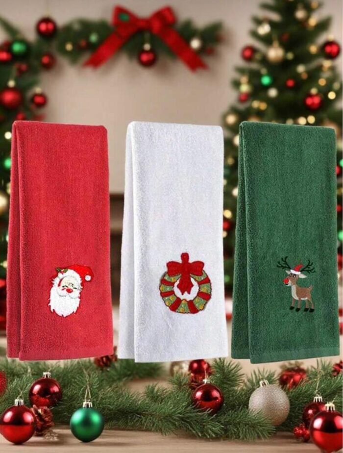 CHRISTMAS TOWELS - Image 1