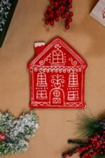 CHRISTMAS CERAMIC COOKIE GINGERBREAD HOUSE 23 CM
