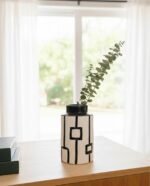 BLACK AND WHITE CERAMIC VASE - Image 4