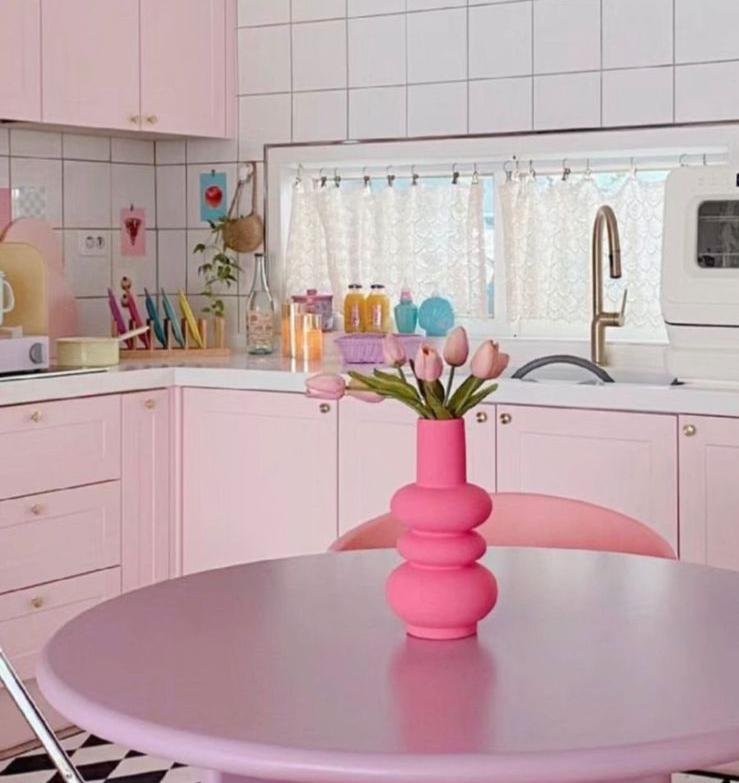 WhatsApp Image 2026-02-12 at 12.31.17 PM PINK CERAMIC VASE 25 CM - Image 1