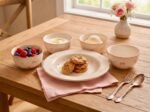 SET OF 4 BOW BOWLS (12 CM) AND 1 DEEP PLATE (21 CM) IN A GIFT BOX - Image 3