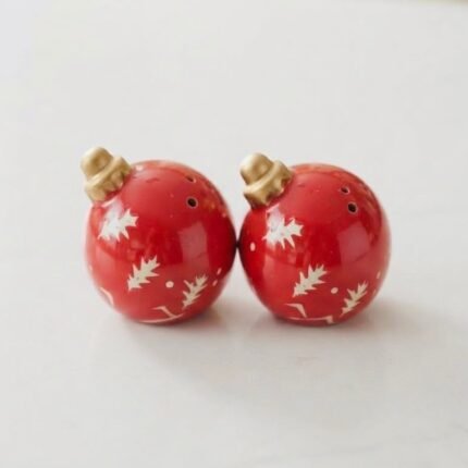 CHRISTMAS CERAMIC BALL SALT AND PEPPER